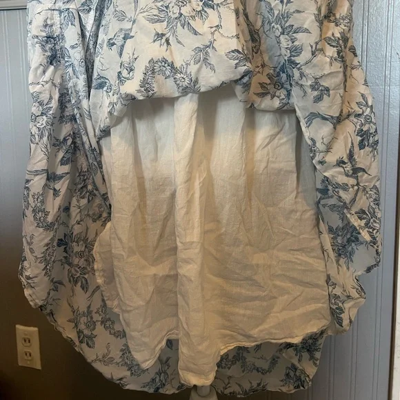 Max Studio White Maxi Dress with Light Blue Floral Print - Picture 6 of 8